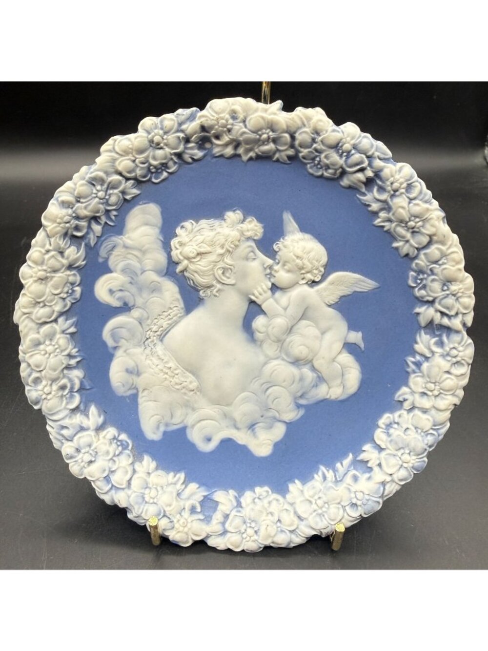 Antique Schafer & Vater German Blue Jasperware Plaque Kissing Cherub Maiden 2701